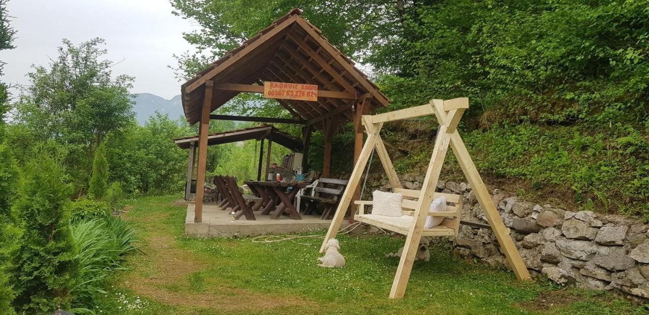 Turisticki Kompleks - Montana ティエンティシュテ エクステリア 写真